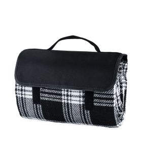 Dineâ Picnic Blanket in Black Plaid by True